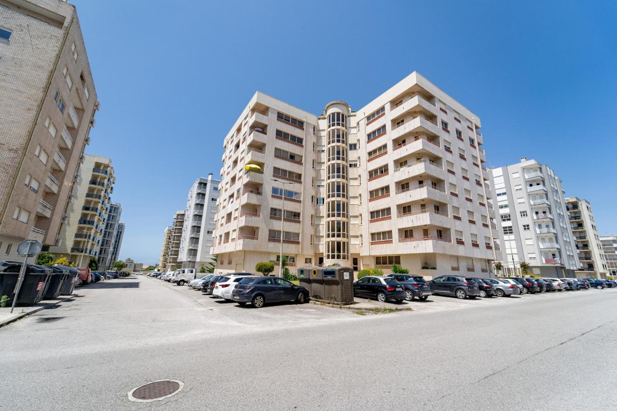 Beach Flat By House And People Viana do Castelo Bagian luar foto